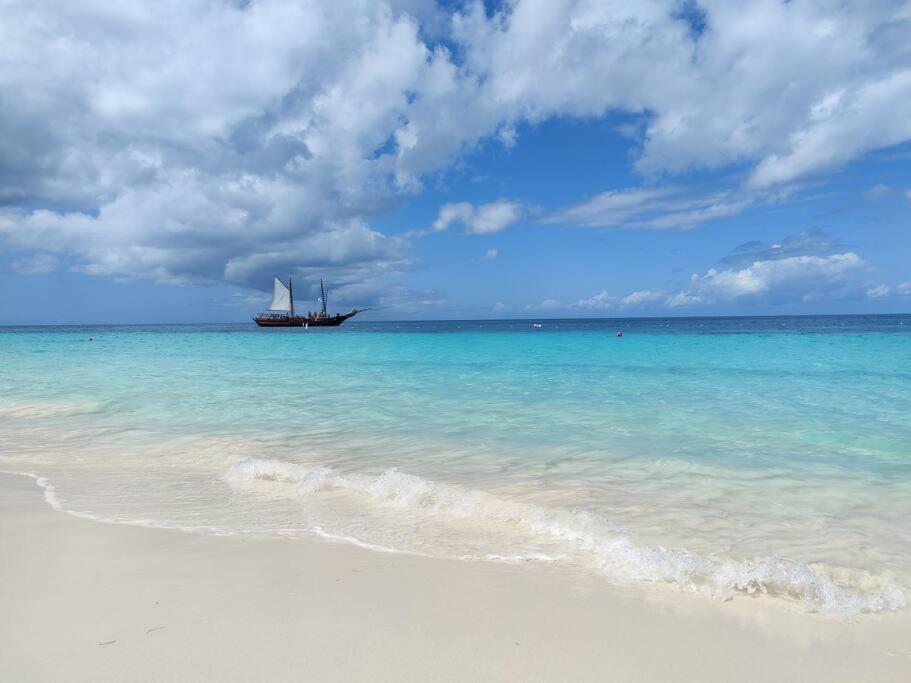 Aruba Family Oasis 2Br Pool 3Min Walk To Eagle Beach شاطئ بالم المظهر الخارجي الصورة